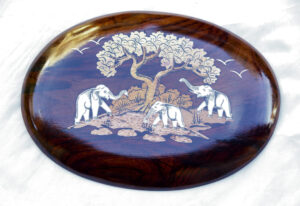 Rosewood Inlay Wall Panel – A Timeless Tribute to Mysore Craftsmanship